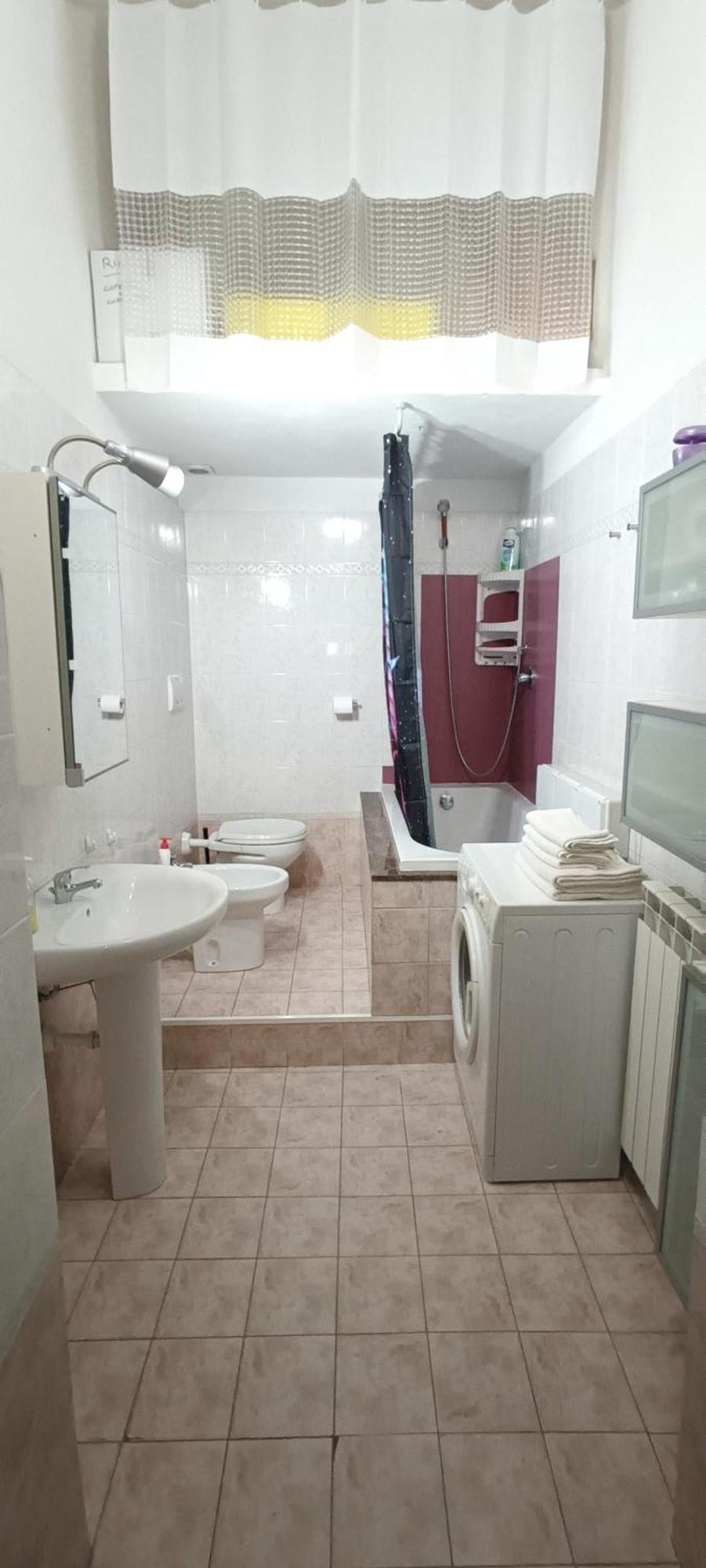 Casa Vacanze Completa Di Tutto E Anche Di Piu Livorno Ngoại thất bức ảnh