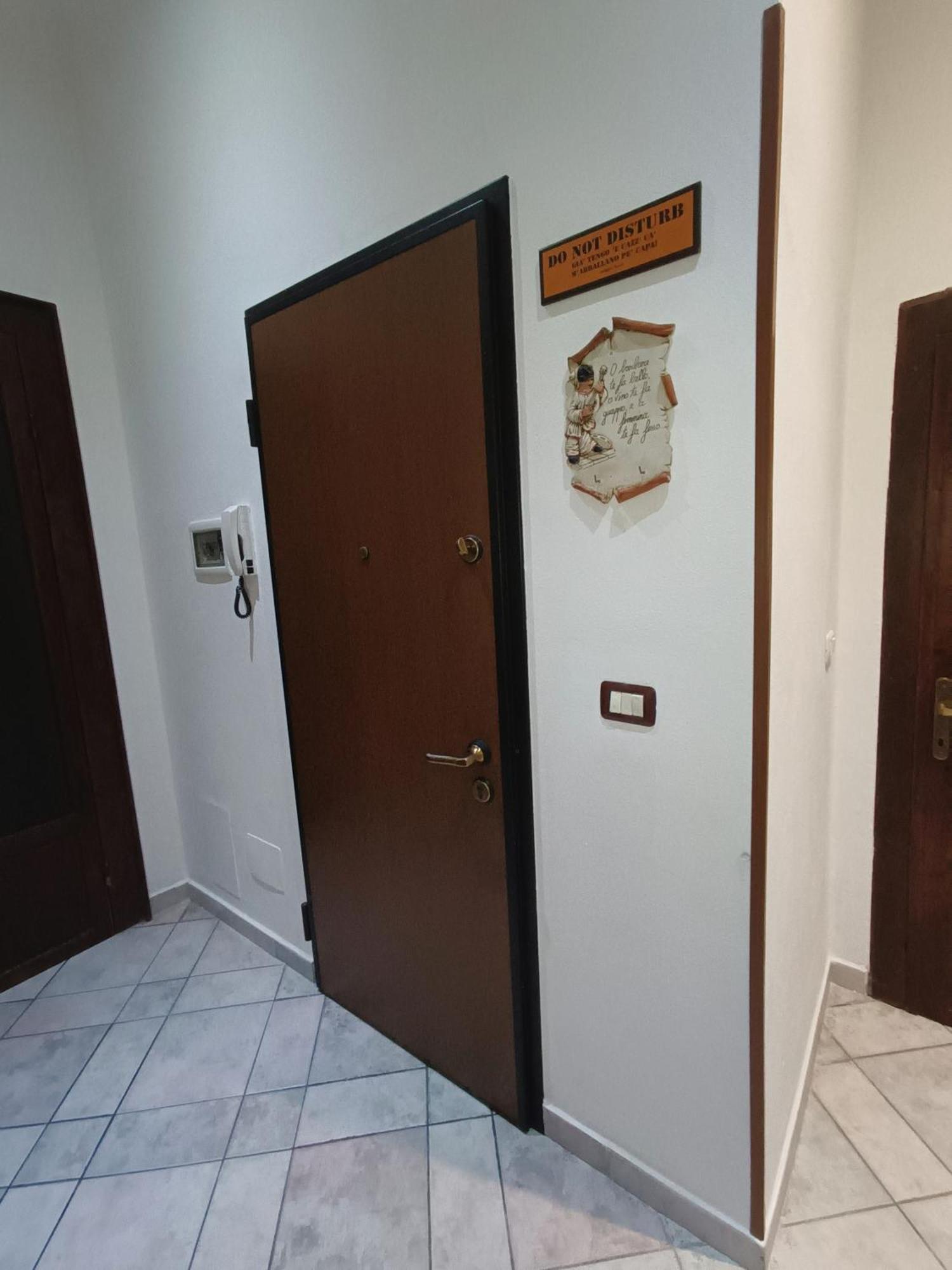 Casa Vacanze Completa Di Tutto E Anche Di Piu Livorno Ngoại thất bức ảnh