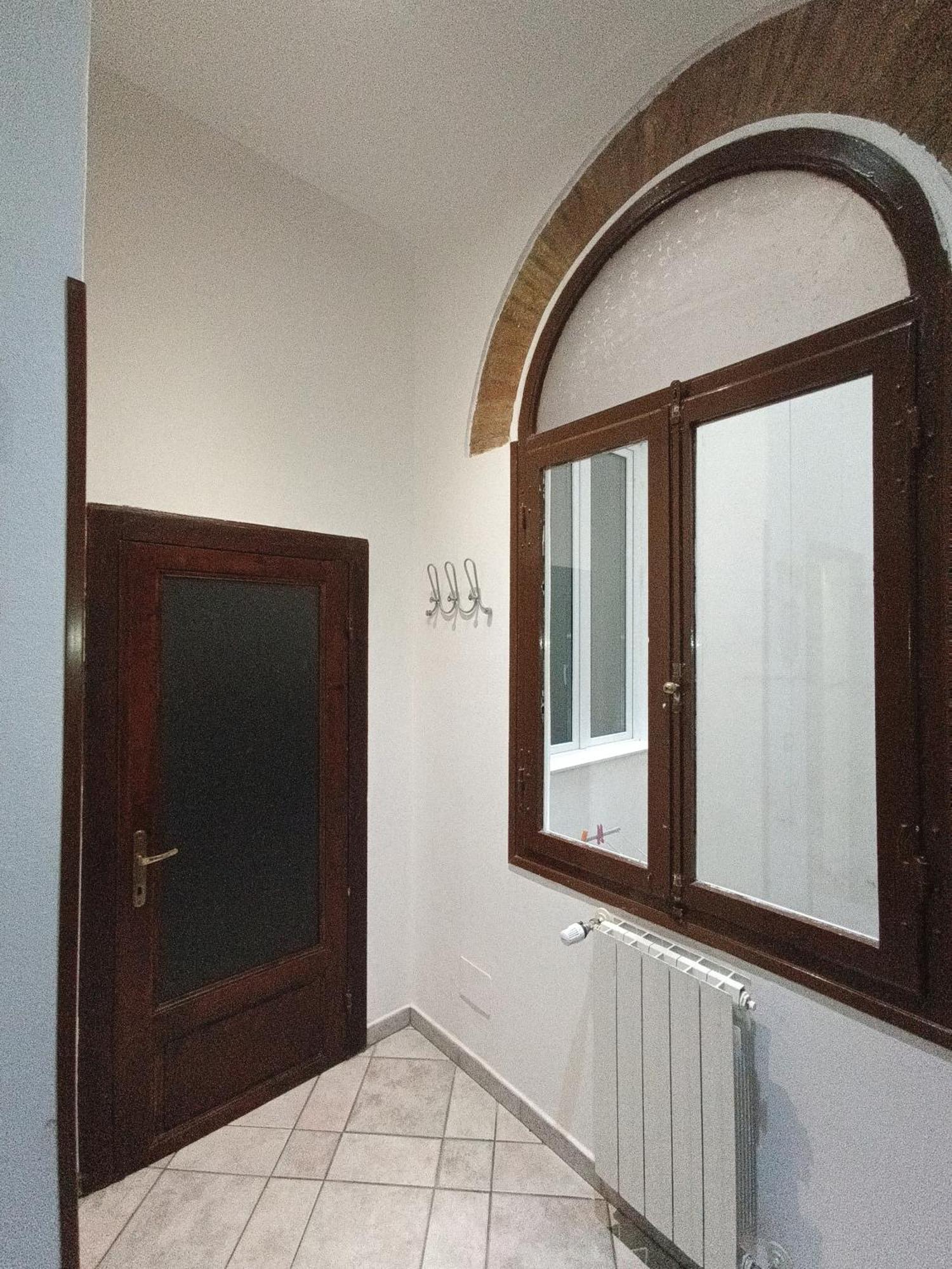 Casa Vacanze Completa Di Tutto E Anche Di Piu Livorno Ngoại thất bức ảnh